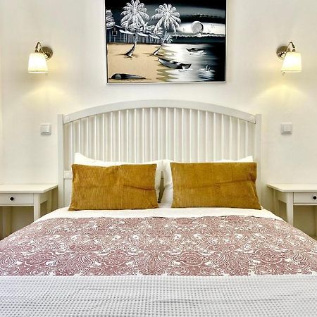Pirata Milfontes Guest House วิลานอวา ดิ มิลฟงติส ภายนอก รูปภาพ