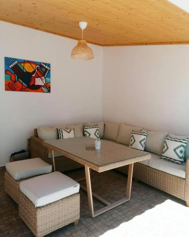 Pirata Milfontes Guest House วิลานอวา ดิ มิลฟงติส ภายนอก รูปภาพ