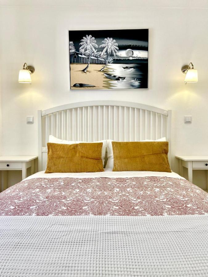 Pirata Milfontes Guest House วิลานอวา ดิ มิลฟงติส ภายนอก รูปภาพ