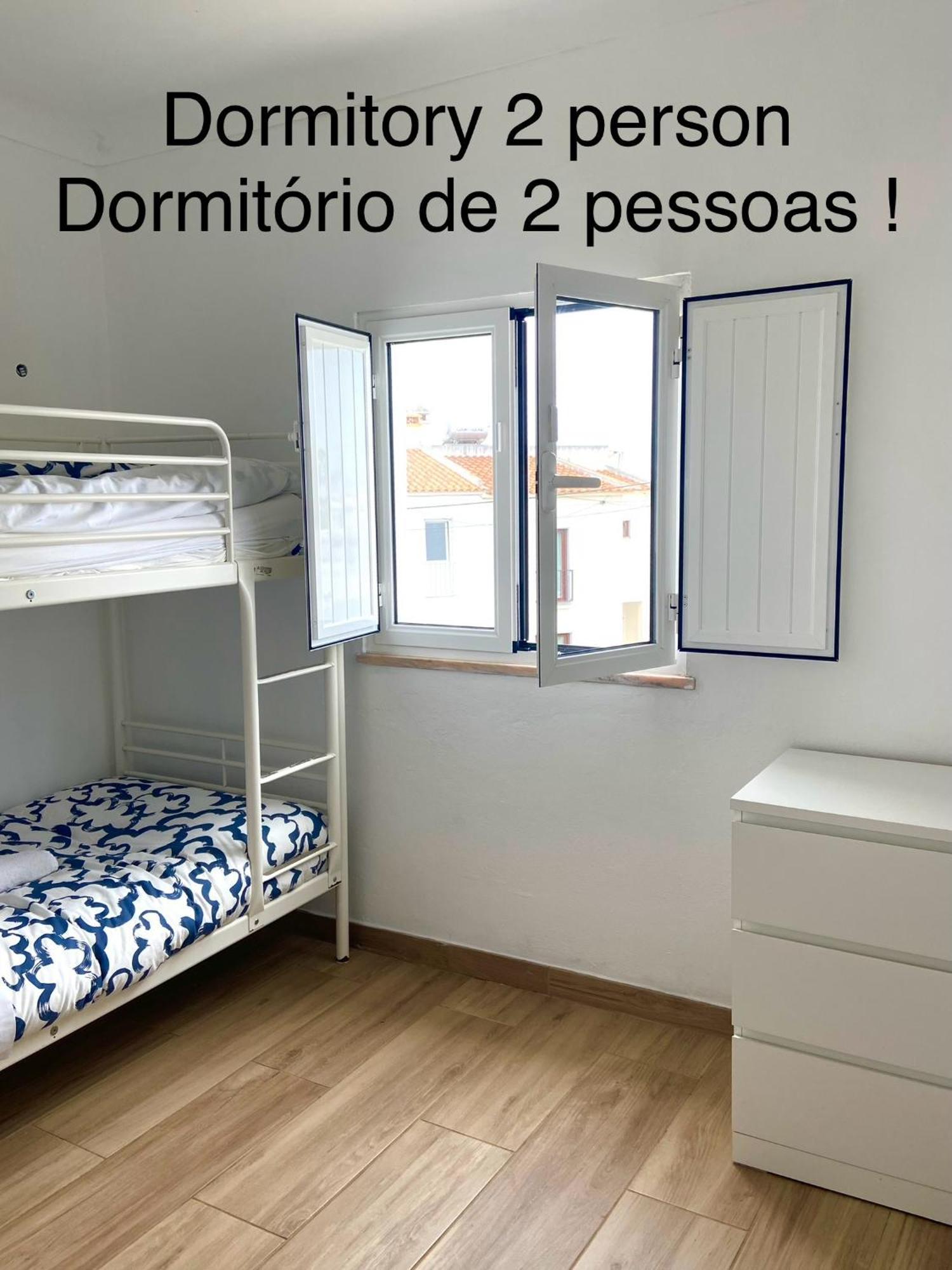 Pirata Milfontes Guest House วิลานอวา ดิ มิลฟงติส ภายนอก รูปภาพ