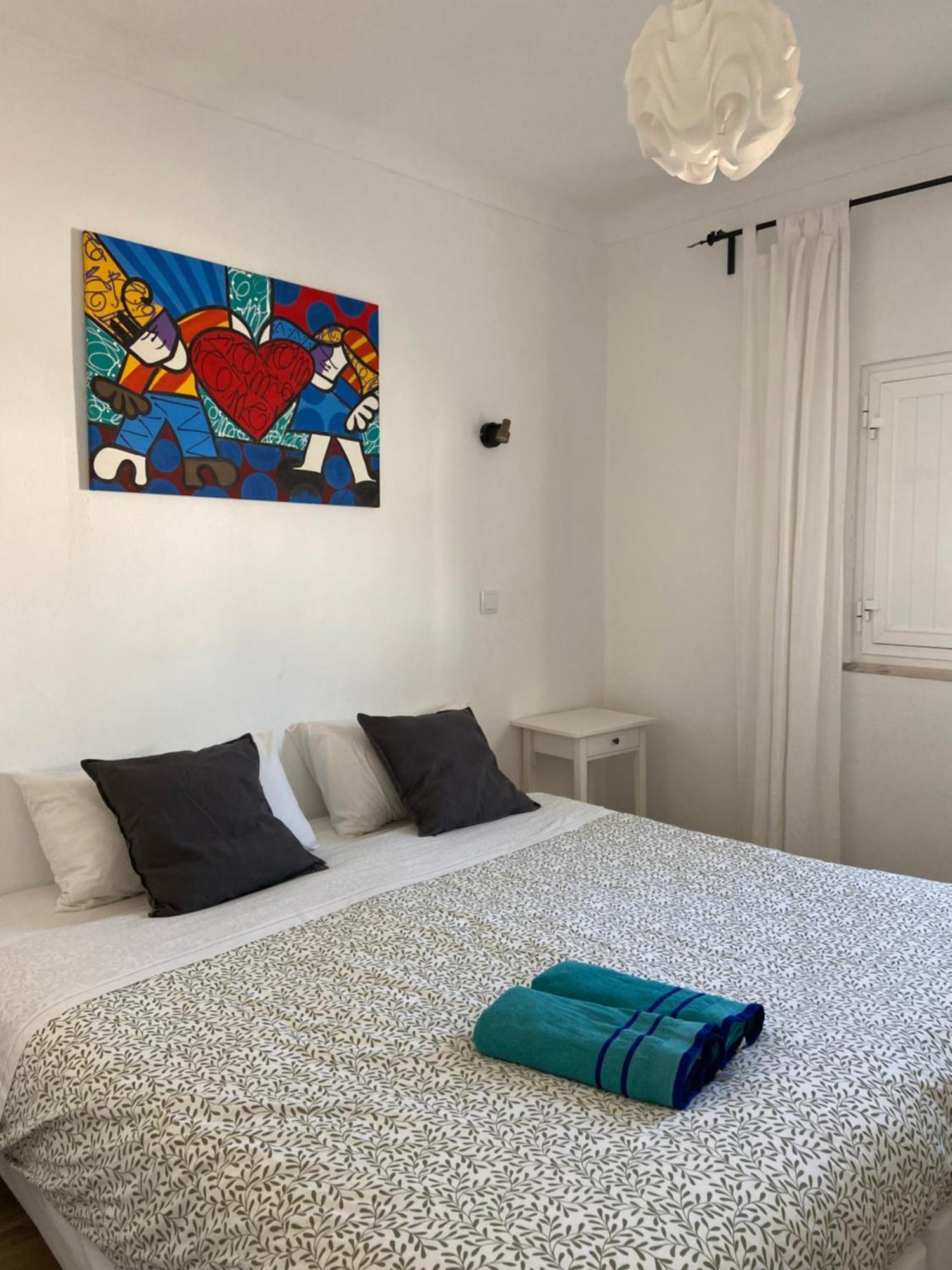 Pirata Milfontes Guest House วิลานอวา ดิ มิลฟงติส ภายนอก รูปภาพ